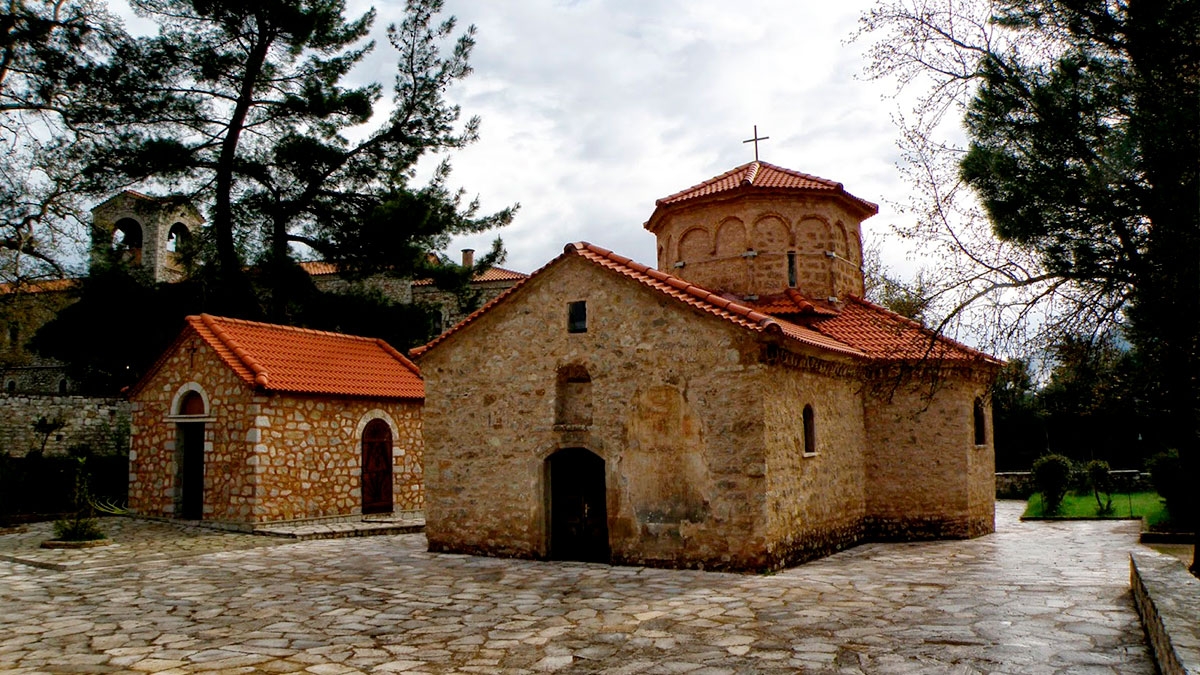 &Eta; &Iota;&epsilon;&rho;ά &Mu;&omicron;&nu;ή &tau;&eta;&sigmaf; &Alpha;&gamma;ί&alpha;&sigmaf; &Lambda;&alpha;ύ&rho;&alpha;&sigmaf; (&Pi;&epsilon;&lambda;&omicron;&pi;&omicron;&nu;&nu;ή&sigma;&omicron;&upsilon;) 